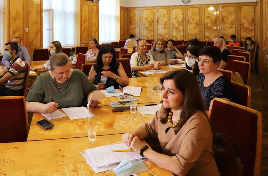 The director of CAMZ took part in a round table on the challenges of social development in Ukraine