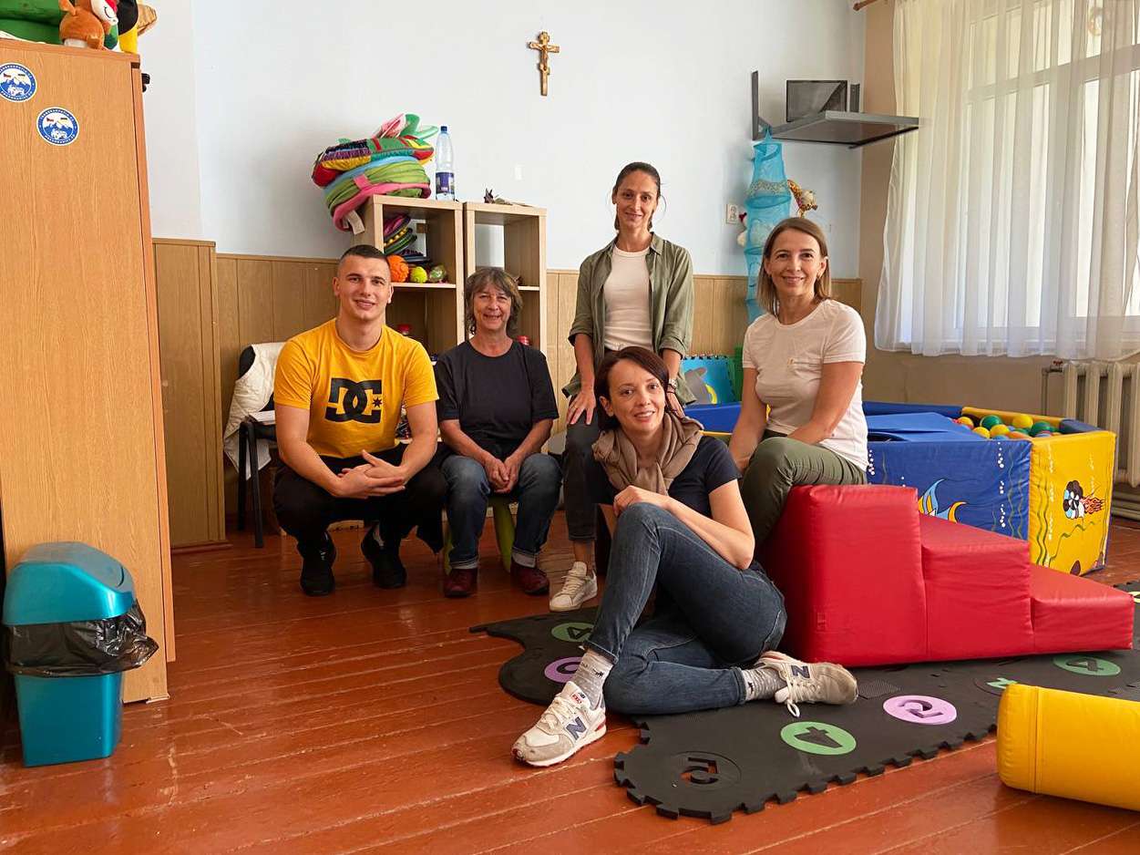 A team of specialists from Switzerland worked at the Vilshansky Orphanage
